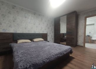 Продается 2-ком. квартира, 40 м2, Феодосия, улица Краснобаева, 9