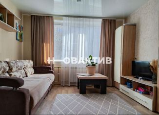 Продажа 2-комнатной квартиры, 43.1 м2, Новосибирск, метро Берёзовая роща, улица Доватора, 31/1