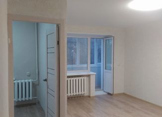 Продается 3-ком. квартира, 58 м2, Пермь, улица Дружбы, 23