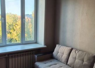 Сдача в аренду 1-ком. квартиры, 30 м2, Казань, улица Лейтенанта Шмидта, 46