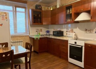 Продается трехкомнатная квартира, 100 м2, село Мысхако, Тополиный переулок, 5