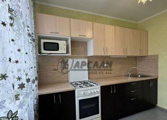 Продается 3-комнатная квартира, 65.4 м2, Казань, улица Фатыха Амирхана, 30