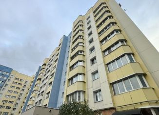 Продается 2-ком. квартира, 61 м2, Московская область, проспект Кирова, 78