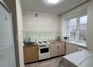 Продается 1-комнатная квартира, 30.2 м2, Мончегорск, проспект Металлургов, 45