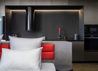 Продаю помещение свободного назначения, 26 м2, посёлок городского типа Сириус, Триумфальная улица, 10