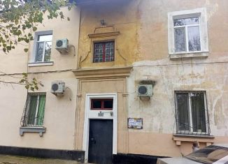 Продается 2-комнатная квартира, 40 м2, Керчь, улица Казакова, 39