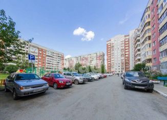 Продам 2-ком. квартиру, 64.8 м2, Тюменская область, Широтная улица, 104к1