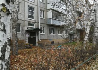 Продается двухкомнатная квартира, 48.1 м2, Омск, Кировский округ, улица Лукашевича, 11А