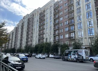 2-комнатная квартира на продажу, 83.5 м2, Махачкала, улица Азиза Алиева, 8