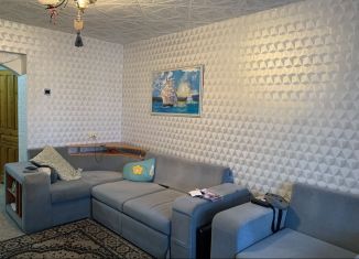 3-ком. квартира на продажу, 58 м2, Бугуруслан, 1-й микрорайон, 14