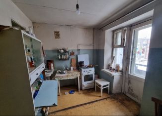 Продам 2-ком. квартиру, 43 м2, Йошкар-Ола, улица Подольских Курсантов, 28, 4-й микрорайон