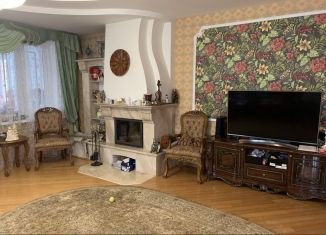 Продается дом, 700 м2, посёлок Вёшки, Западная улица