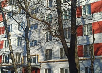 3-комнатная квартира на продажу, 61 м2, Москва, улица Тёплый Стан, 15к2, метро Тёплый Стан