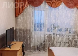Продается 3-комнатная квартира, 73.9 м2, Омская область, улица Завертяева, 18к1