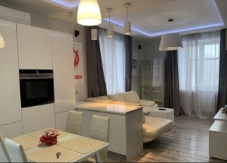 Аренда трехкомнатной квартиры, 90 м2, Москва, улица Доватора, 12, метро Спортивная