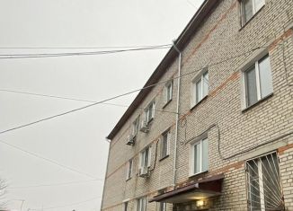 Продается 1-комнатная квартира, 33.2 м2, село Сосновка, площадь Мира, 4