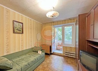 Продам трехкомнатную квартиру, 39 м2, Москва, Никитинская улица, 27к3, район Северное Измайлово