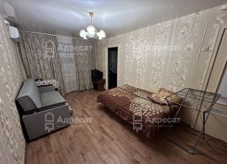 Сдача в аренду двухкомнатной квартиры, 47 м2, Волгоград, Советская улица, 49