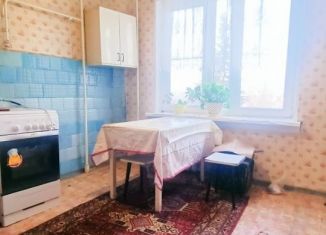 Продам 2-ком. квартиру, 47 м2, Тейково, улица Новоженова, 1А