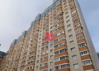 Продается трехкомнатная квартира, 75 м2, рабочий посёлок Некрасовский, микрорайон Строителей, 42