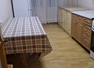 Сдача в аренду 3-комнатной квартиры, 81 м2, Владикавказ, улица Цоколаева, 32к1, 11-й микрорайон