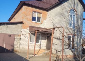 Сдается в аренду дом, 110 м2, Курск, улица Чапаева, 89