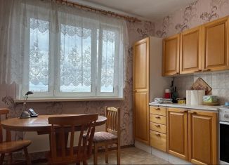 2-комнатная квартира на продажу, 58.3 м2, Москва, улица Грина, 13, метро Улица Старокачаловская