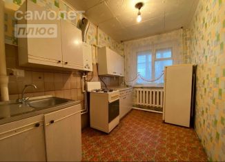 Продается двухкомнатная квартира, 44.3 м2, посёлок Саракташ, улица Суворова, 31А