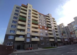 Продается 2-комнатная квартира, 66 м2, Псков, улица Алексея Алёхина, 14