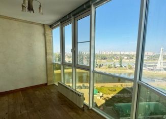 Аренда 3-комнатной квартиры, 130 м2, Краснодар, улица Кубанская Набережная, 37, микрорайон Центральный