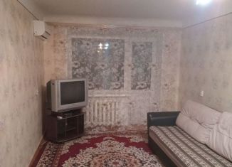 Сдам 1-ком. квартиру, 31 м2, Шахты, улица Ворошилова, 5