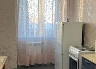 Сдается в аренду 2-комнатная квартира, 52 м2, Новокузнецк, проспект Н.С. Ермакова, 3