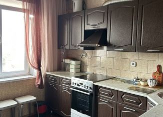 Продажа трехкомнатной квартиры, 70.4 м2, Челябинская область, Коммунистический проспект, 17