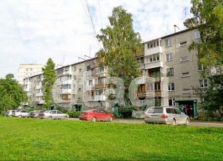 Продажа двухкомнатной квартиры, 44.5 м2, Кемерово, Спортивная улица, 18