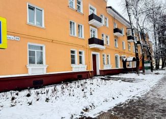 Продаю 3-ком. квартиру, 86 м2, Озёры, улица Ленина, 28