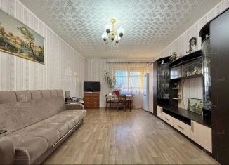 Продам 4-ком. квартиру, 85 м2, Санкт-Петербург, Кондратьевский проспект, 40к6, Калининский район