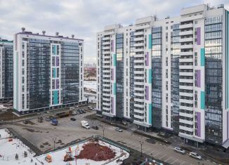 Продажа 2-ком. квартиры, 70.1 м2, деревня Патрушева, улица Лермонтова, 1