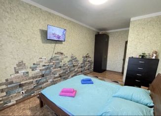 Сдаю 3-комнатную квартиру, 100 м2, Апрелевка, ЖК Апрелевский, улица Островского, 34