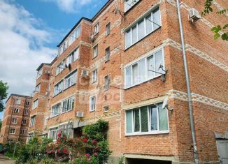 Продажа 2-комнатной квартиры, 51.9 м2, Апшеронск, Рабочая улица, 31