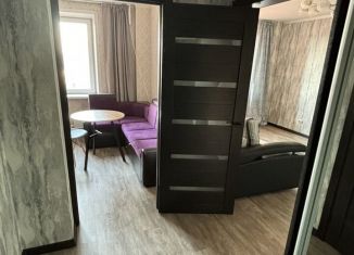 Сдаю 1-комнатную квартиру, 38 м2, Красноярск, улица Калинина, 18