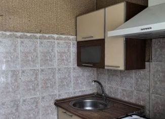 Сдача в аренду 2-ком. квартиры, 48 м2, Омская область, улица Бархатовой, 3Б