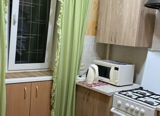 Сдается в аренду двухкомнатная квартира, 44.4 м2, Саратов, Октябрьский район, улица имени Н.Г. Чернышевского, 143А