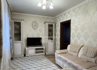 Продается 3-ком. квартира, 74 м2, Красноярский край, улица Ады Лебедевой, 64