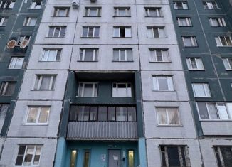 Комната на продажу, 26 м2, Санкт-Петербург, проспект Наставников, 24к2, метро Проспект Большевиков