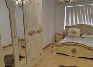 Сдается в аренду 3-ком. квартира, 70 м2, Грозный, улица Новаторов, 13, Висаитовский район