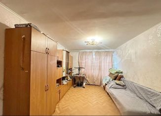 Продам 1-ком. квартиру, 33 м2, Тюмень, Калининский округ, Союзная улица, 58