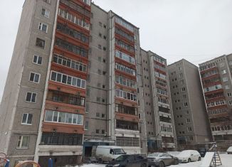 Трехкомнатная квартира на продажу, 65 м2, Екатеринбург, Чкаловский район, улица Прониной, 121