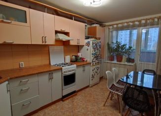 Продажа 3-ком. квартиры, 82 м2, Энгельс, улица Тельмана, 150/7, ЖК Мельничный