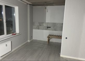 Сдам 3-ком. квартиру, 100 м2, Оренбург, улица Саморядова, 4