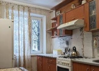 Продам 2-ком. квартиру, 44 м2, Нижний Новгород, Березовская улица, 118, метро Бурнаковская